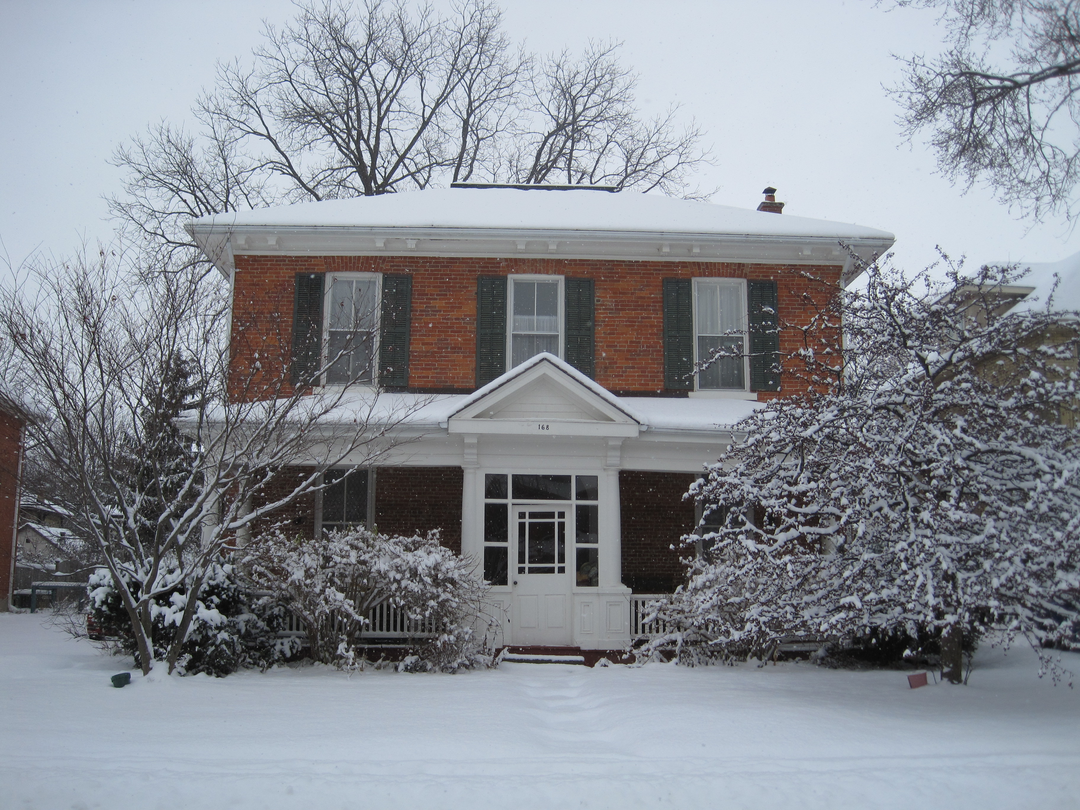 Red brick Georgian style house