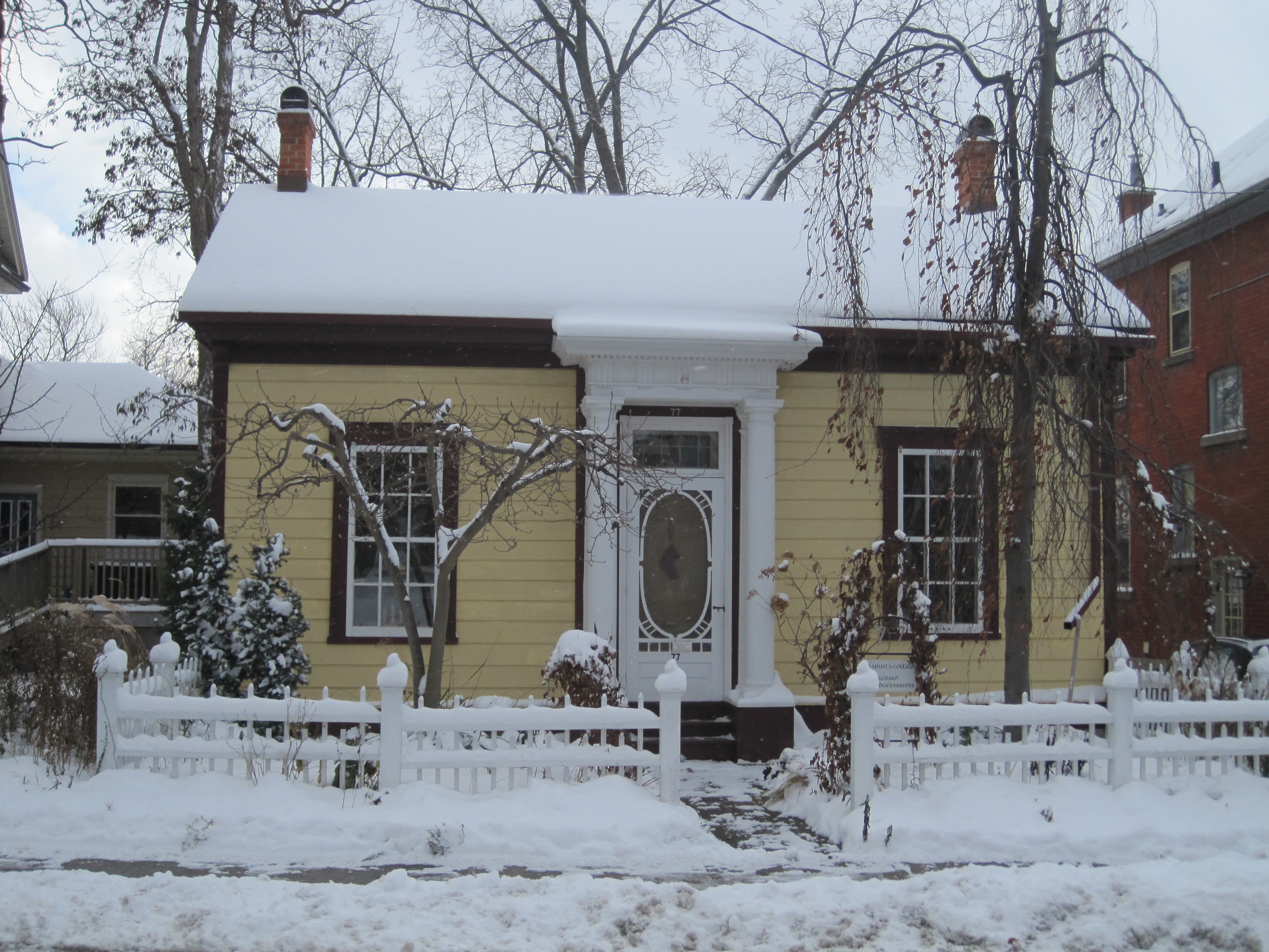 Yellow brick Georgian style house